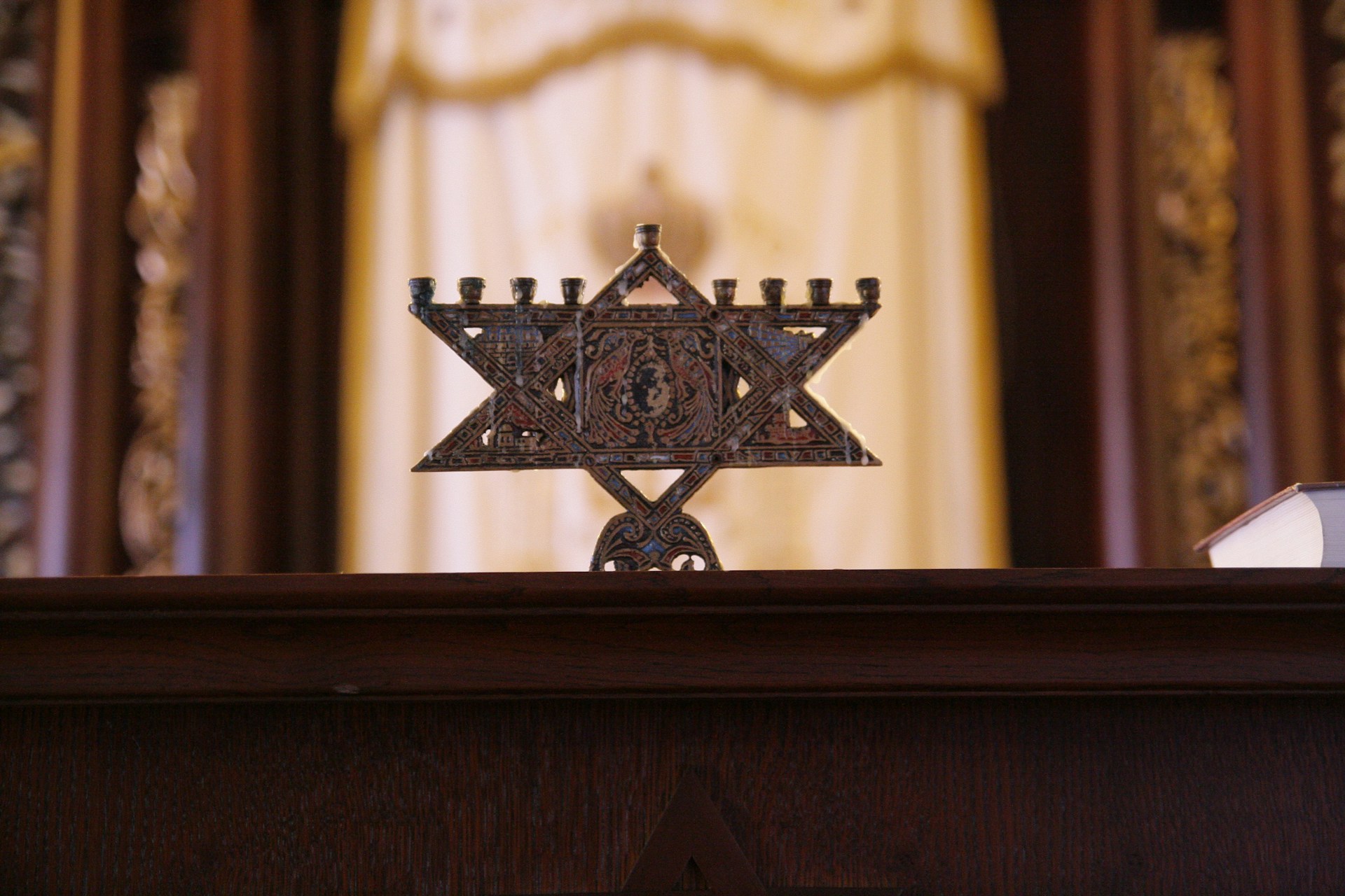 Shared Traditions: The Similarities Between Christianity and Judaism... hero image